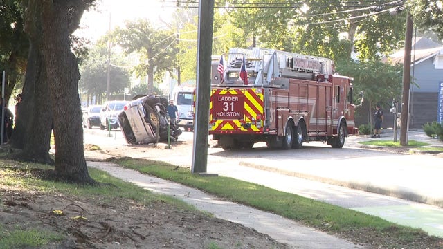 Heights burglary suspect killed in crash while trying to evade police