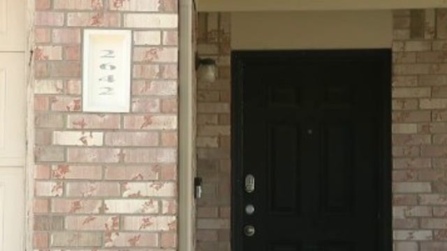 Houston woman loses hundreds of dollars in rental scam