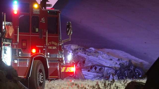 Highway 99 crash: 1 dead after vehicle hits pillar, catches fire