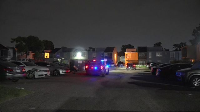 Man found shot multiple times outside NW Houston apartment complex