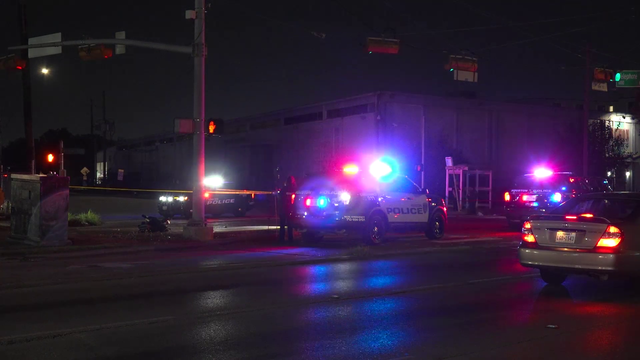 Man in wheel chair hit, killed by car while crossing street in SE Houston