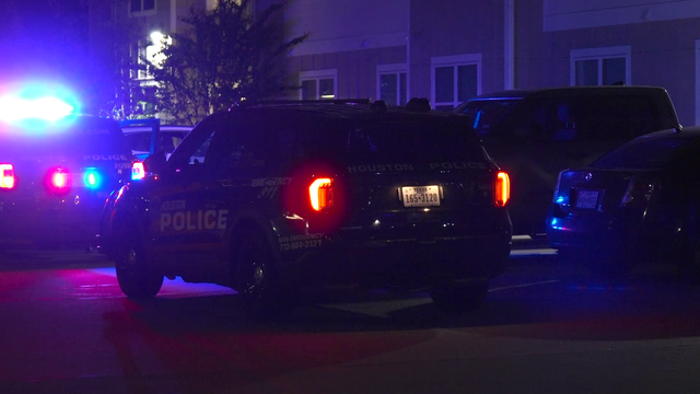Man dies after accidental shooting during family dispute, Houston police says