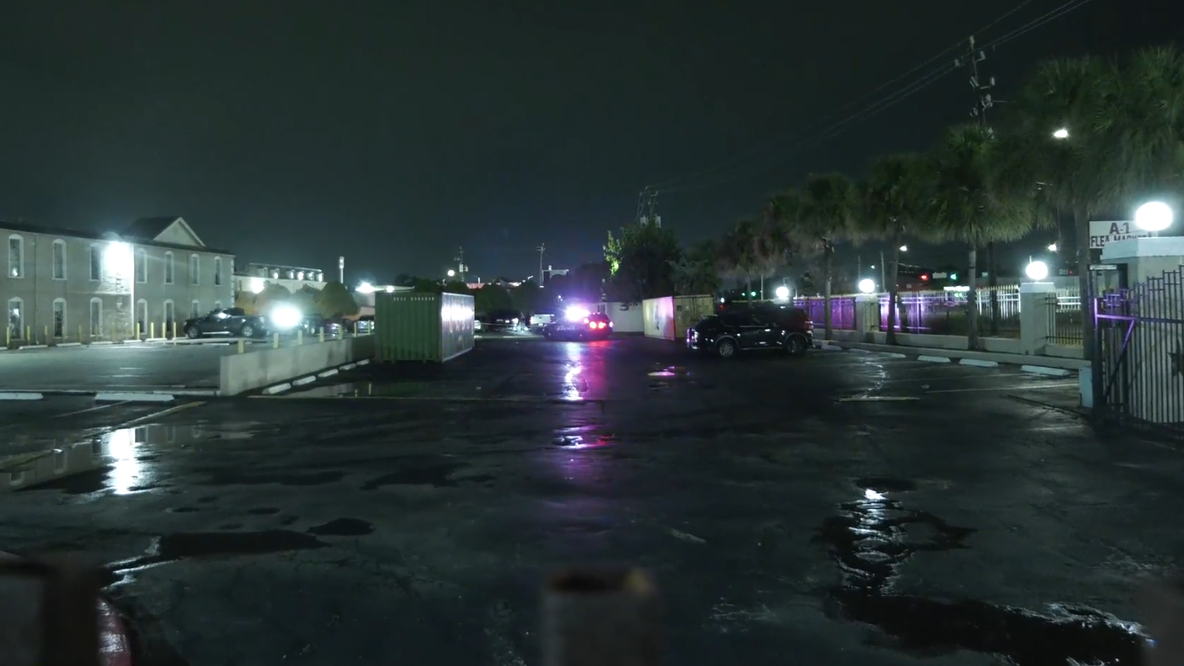 Man shot in northeast Houston after suspect ambushed him