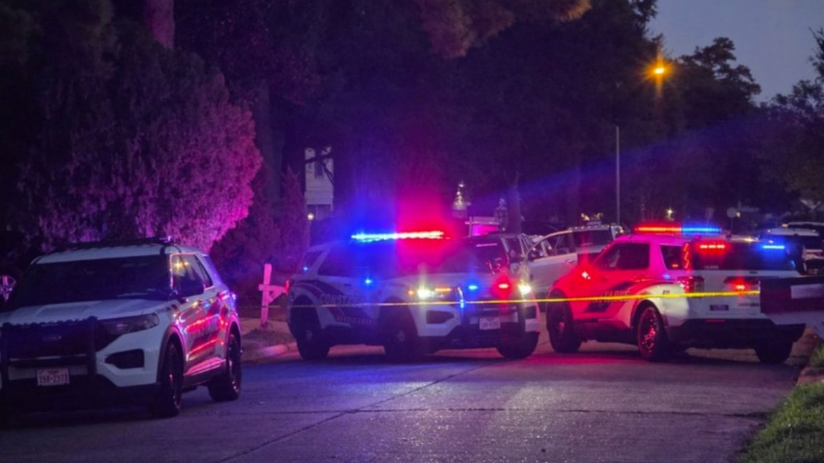 Harris County: 2-year-old toddler dies after being found in swimming pool