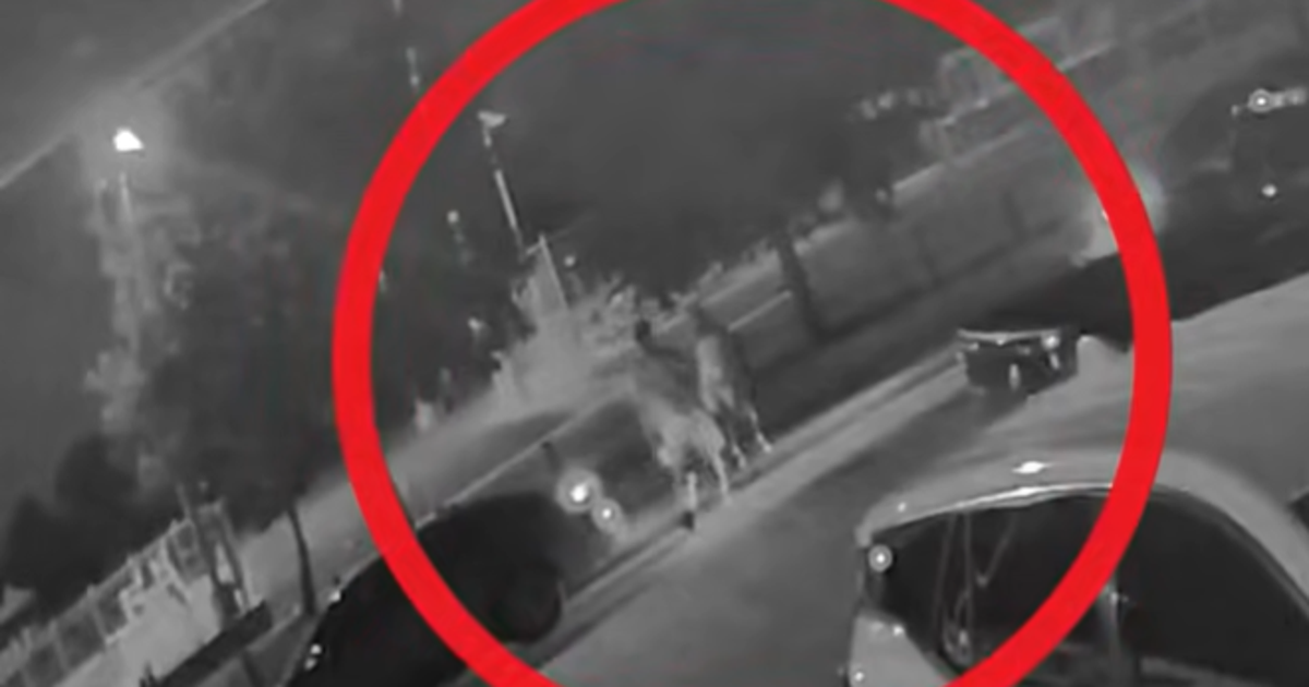 Houston Police seeking person seen speaking with victim before South Acres shooting