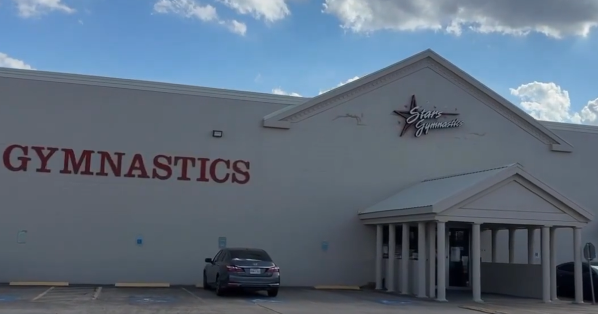 Houston gym's closure leaves families scrambling