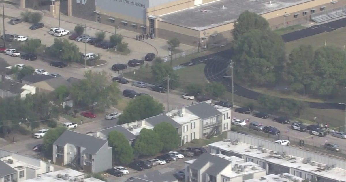 Houston ISD Westbury High School student killed in shooting near campus Houston ISD Westbury High School student killed in shooting near campus
