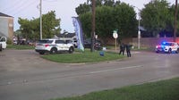 SWAT standoff in NW Harris County after suspect climbs roof following police chase