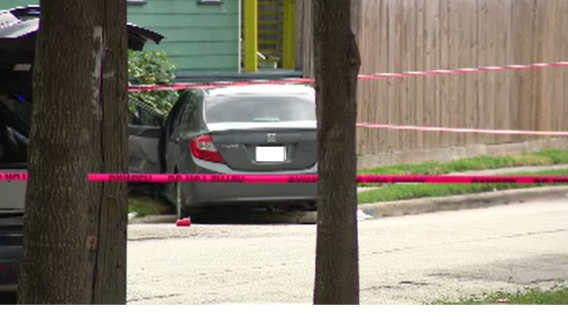 Driver dies after shooting, crash in north Houston neighborhood