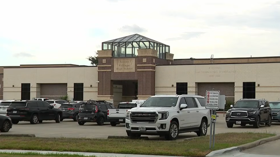 Jersey Village High School student cut with knife during fight: Cy-Fair ISD