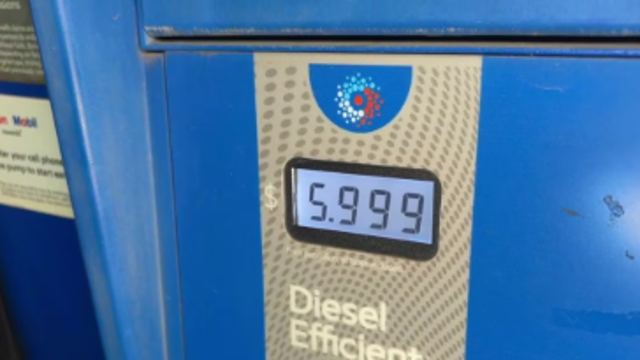 Diesel prices hit record high in Texas, putting pressure on truckers and consumers