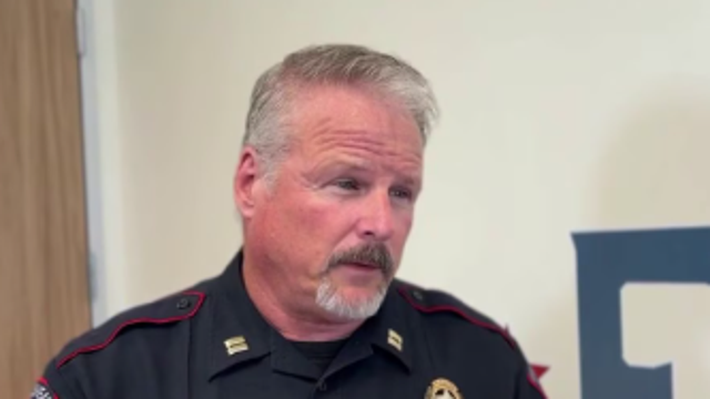 Fulshear Police Department Captain takes aim at teen distracted driving with 'rookie responders' course
