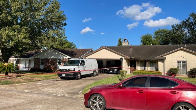 90-year-old shot after killing friend's health aide in Southeast Houston