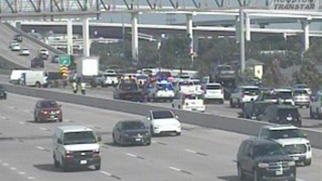 Sam Houston Tollway reopens in SW Harris County after deadly crash
