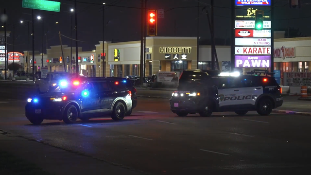 Woman hit, killed by vehicle while walking to Westheimer club with friends