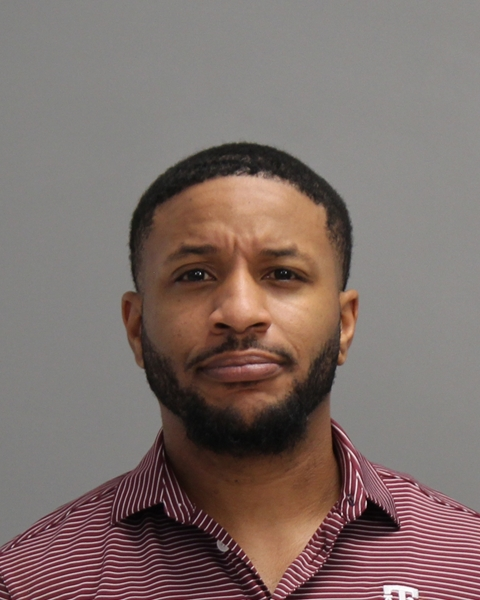 Streamer BenDaDonnn, security guard arrested following College Station police incident