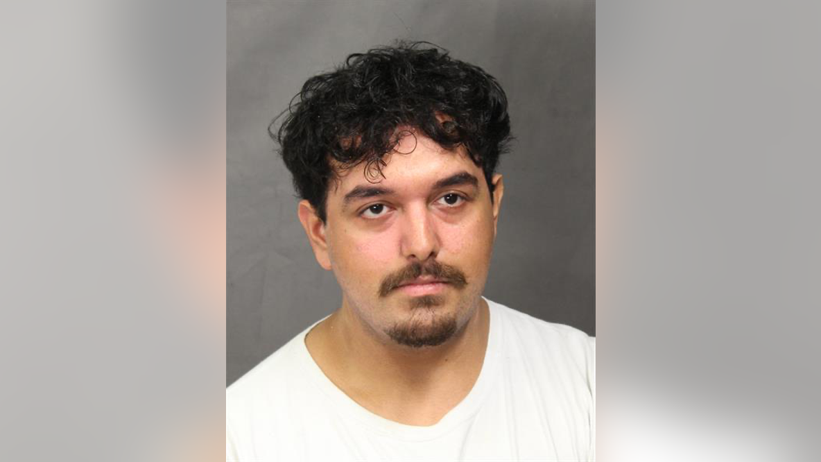 Suspect charged after shooting behind Baytown bar leaves man hospitalized