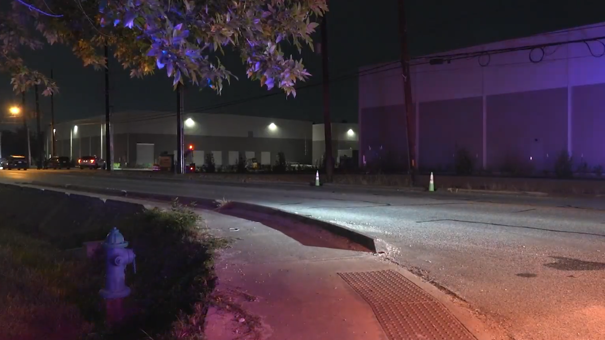 Man killed in Humble rollover crash