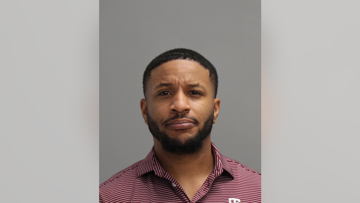 Streamer BenDaDonnn, security guard arrested following College Station police incident