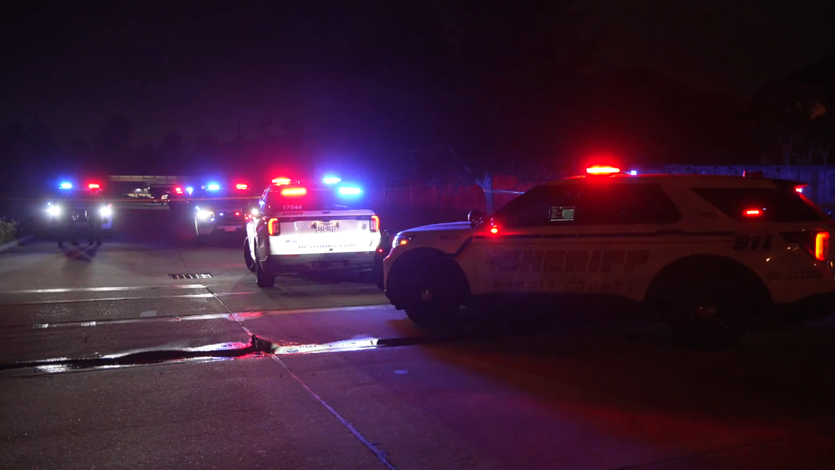 1 dead, 3 injured in shooting after softball game in northeast Harris County