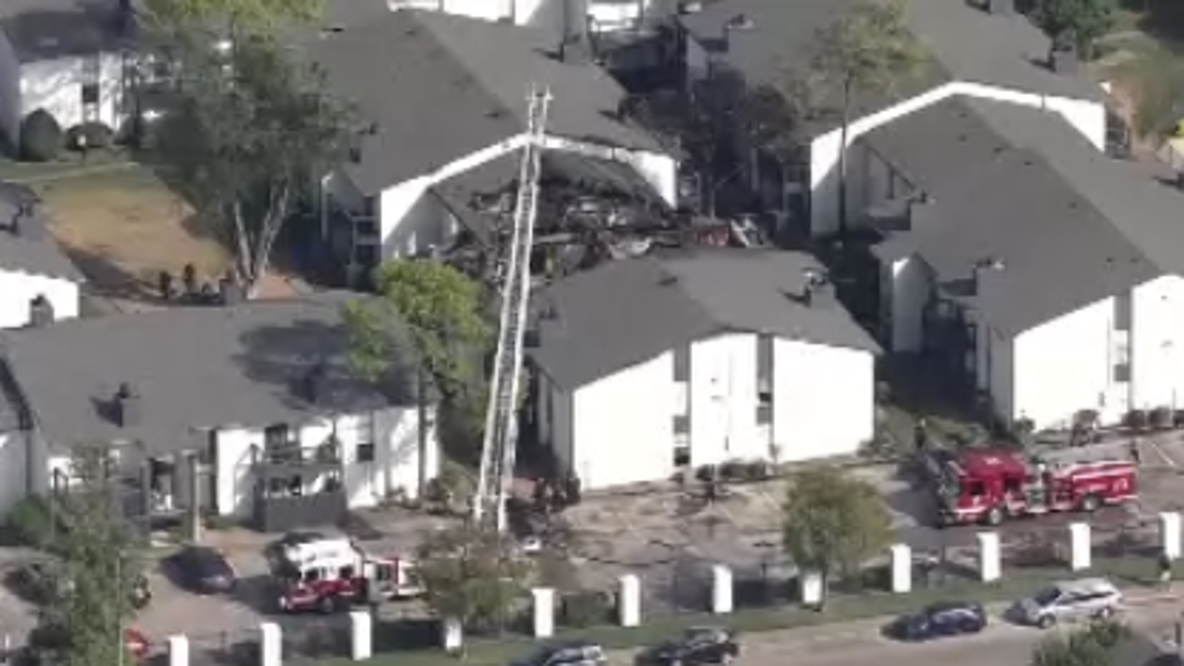 Wind spreads fire at Westwood complex; 12 apartments impacted