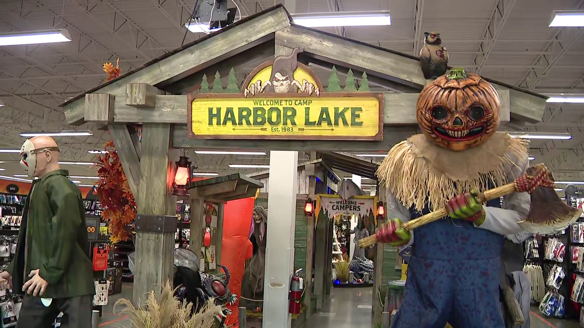 Inside the Halloween Rush at Pasadena’s Spirit Halloween