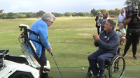 100-year-old Sugar Land golfer able to swing again thanks to mobility device