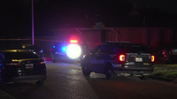 1 dead, 1 in critical condition after brothers exchange gunfire in southwest Houston