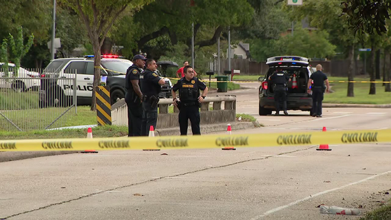 Human remains found under Spring Branch neighborhood overpass