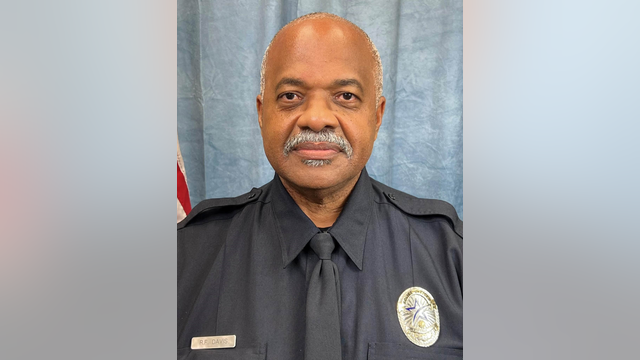Lone Star College officer, retired HPD officer killed in crash on Northwest Freeway