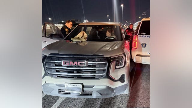 Harris County constable deputy injured in wrong-way incident; woman charged