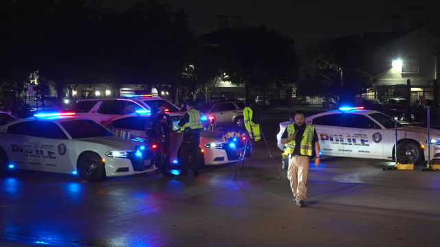 1 killed, 1 injured in auto-pedestrian crash in Webster