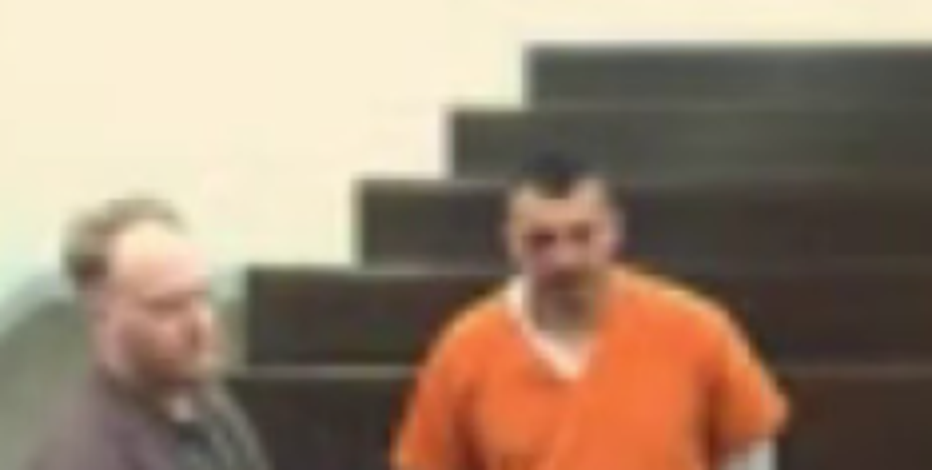 Another high-profile defendant accused of ditching GPS ankle monitor, heading for the border
