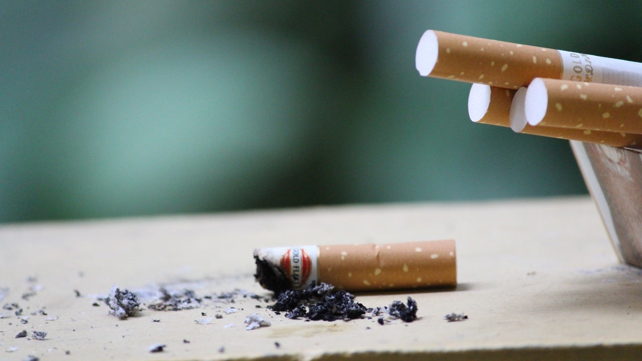 effects tobacco has on the brain Association between vmPFC gray matter volume and smoking initiation in  adolescents
