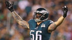 Chris Long on Philadelphia: “Best sports city in America”