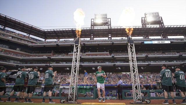 Wentz, Eagles teammates take part in AO1 Foundation charity softball game