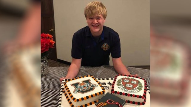 Student, 17, graduates from high school and Harvard at the same time