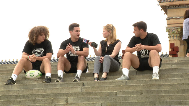 Saint Joseph University athletes help tourist with paralysis up Rocky steps