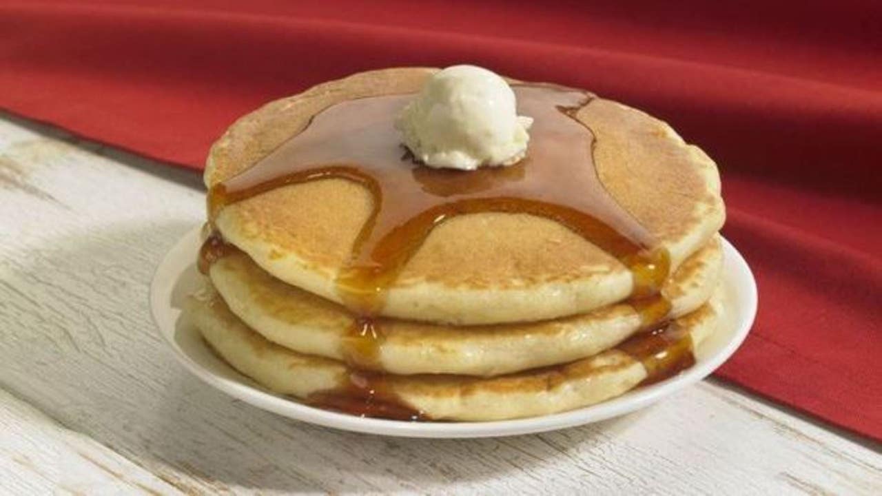 US Maple Syrup Production Up Despite Shorter Season   Pancakes With Mapel Syrup 