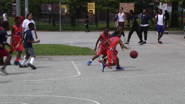 Frankford community bonds through basketball tournament to honor one of their own