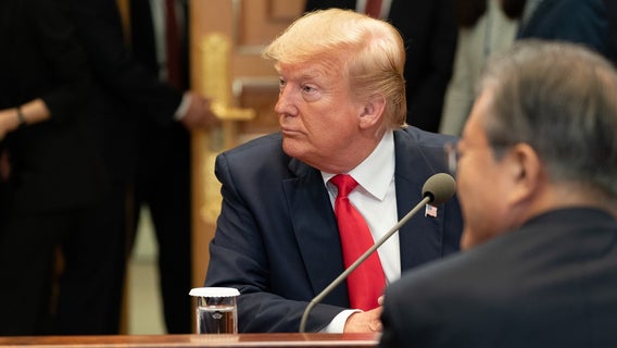 Trump administration pushes to fast-track migrant family cases