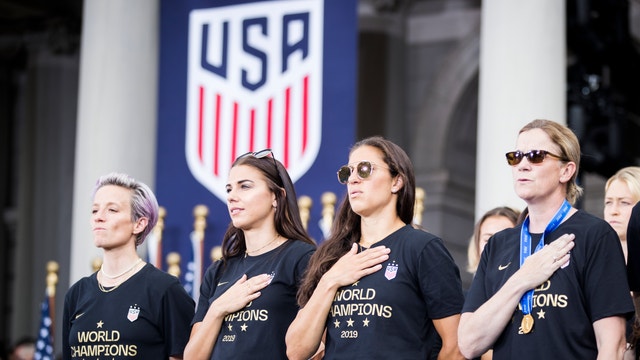 Secret brand deodorant donates $529,000 to US women's soccer team