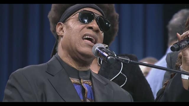 Stevie Wonder says he's getting a kidney transplant in fall