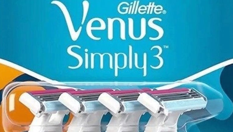 A manufacturing problem is causing a higher than normal risk of lacerations by the Venus Simply 3 disposable razor, Gillette announced.