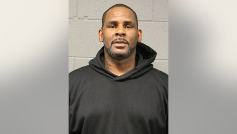 Judge Orders R Kelly Held In Jail Without Bond In Sex Case