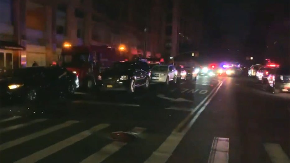 Power outage shuts down Manhattan