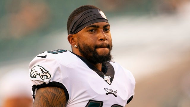 Eagles WR DeSean Jackson reportedly breaks finger at practice