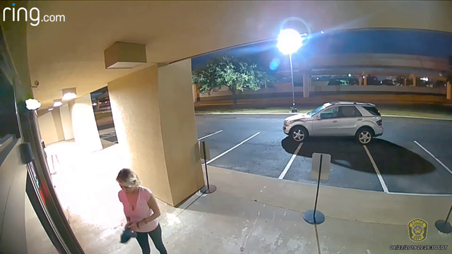 Texas police search for woman who used saw to break into Botox clinic