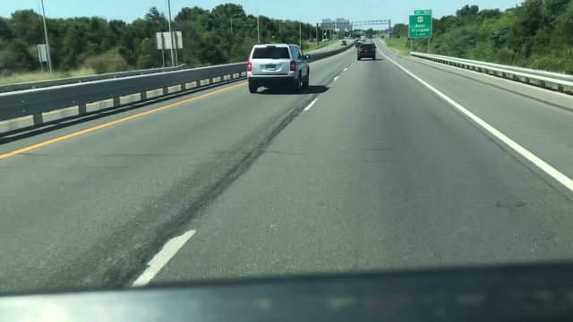 Proposed law targets 'left lane lingerers' in Delaware