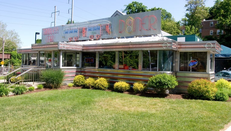Trolley Car Diner in Mt. Airy to close in October | FOX 29 ...